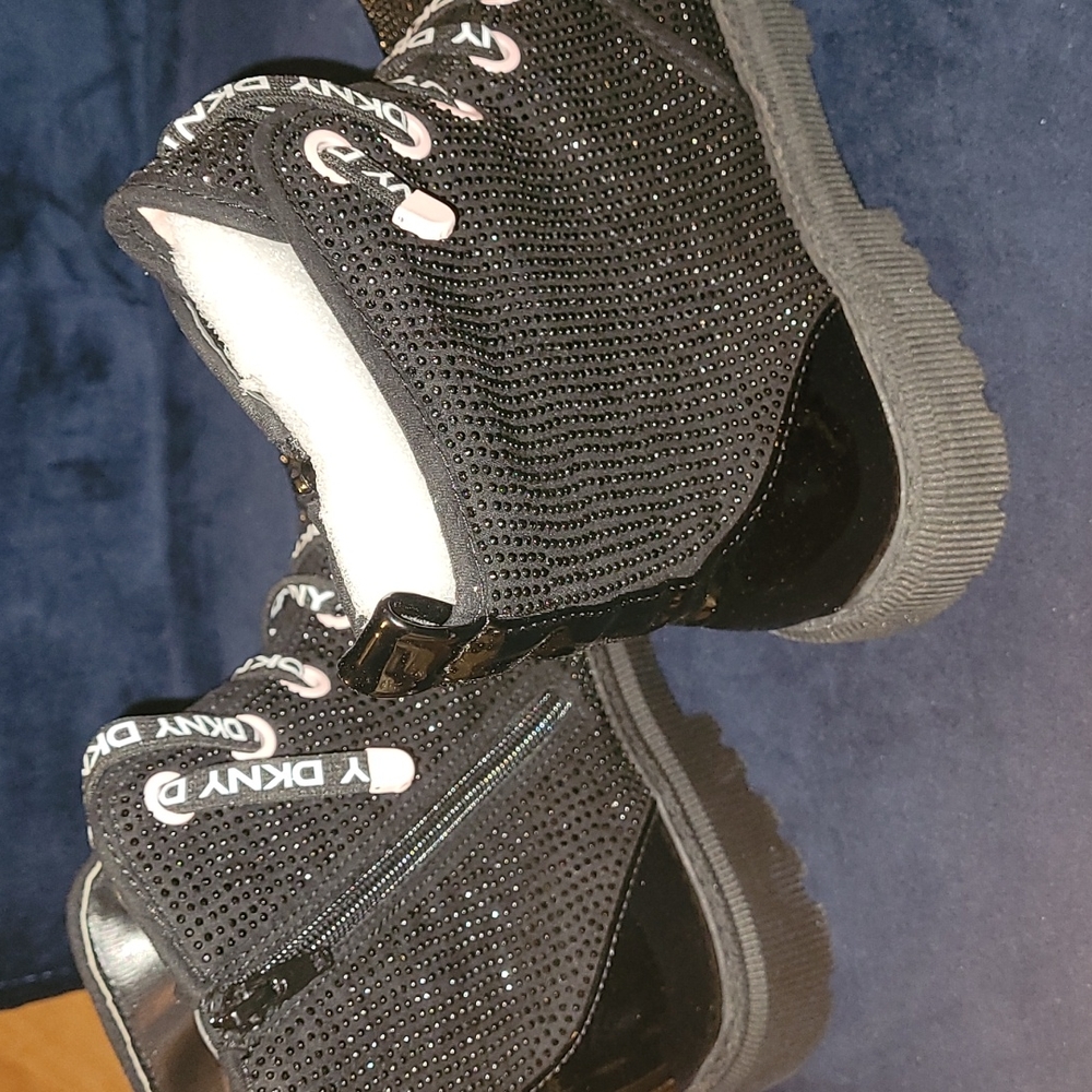 New DKNY Ava Stone Moto boots size 6 youth equals size 8 women's. - Picture 4 of 7